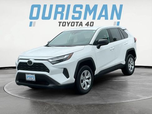 Used 2024 Toyota RAV4 LE FWD image 3