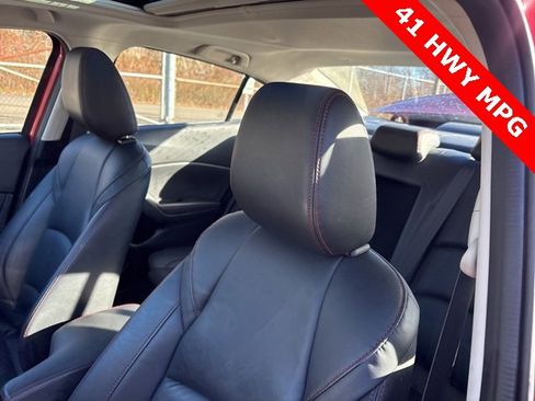 Used 2014 MAZDA MAZDA3 i Grand Touring image 22