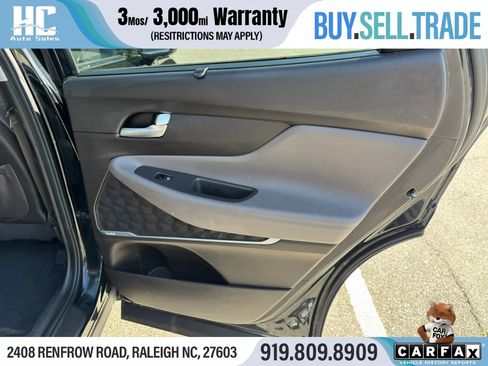 Used 2019 Hyundai Santa Fe SEL image 19