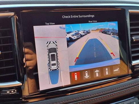 New 2026 Chrysler Pacifica Pinnacle FWD image 12