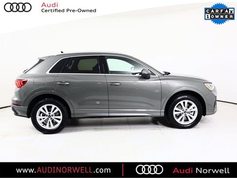 Certified 2025 Audi Q3 2.0T Premium Plus w/ Premium Plus Package image 19