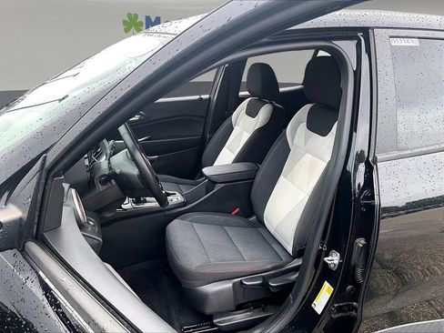 Used 2024 Chevrolet Trax RS w/ Driver Confidence Package FWD image 23