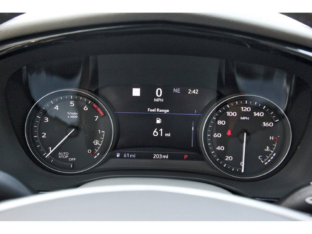 Used 2026 Cadillac XT5 Premium Luxury w/ Driver Assist Package FWD image 13