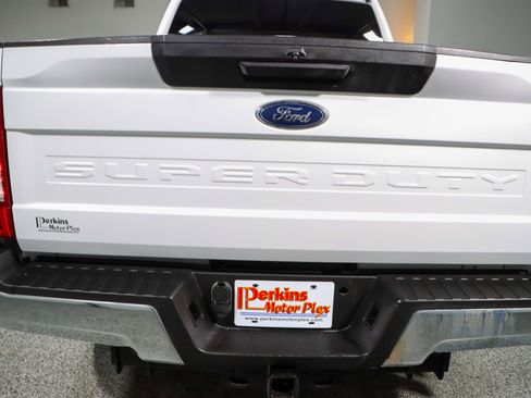 Used 2021 Ford F250 XLT image 8