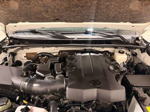 Used 2023 Toyota 4Runner SR5 Premium image 11