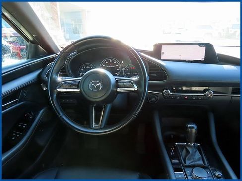Used 2023 MAZDA MAZDA3 s image 11