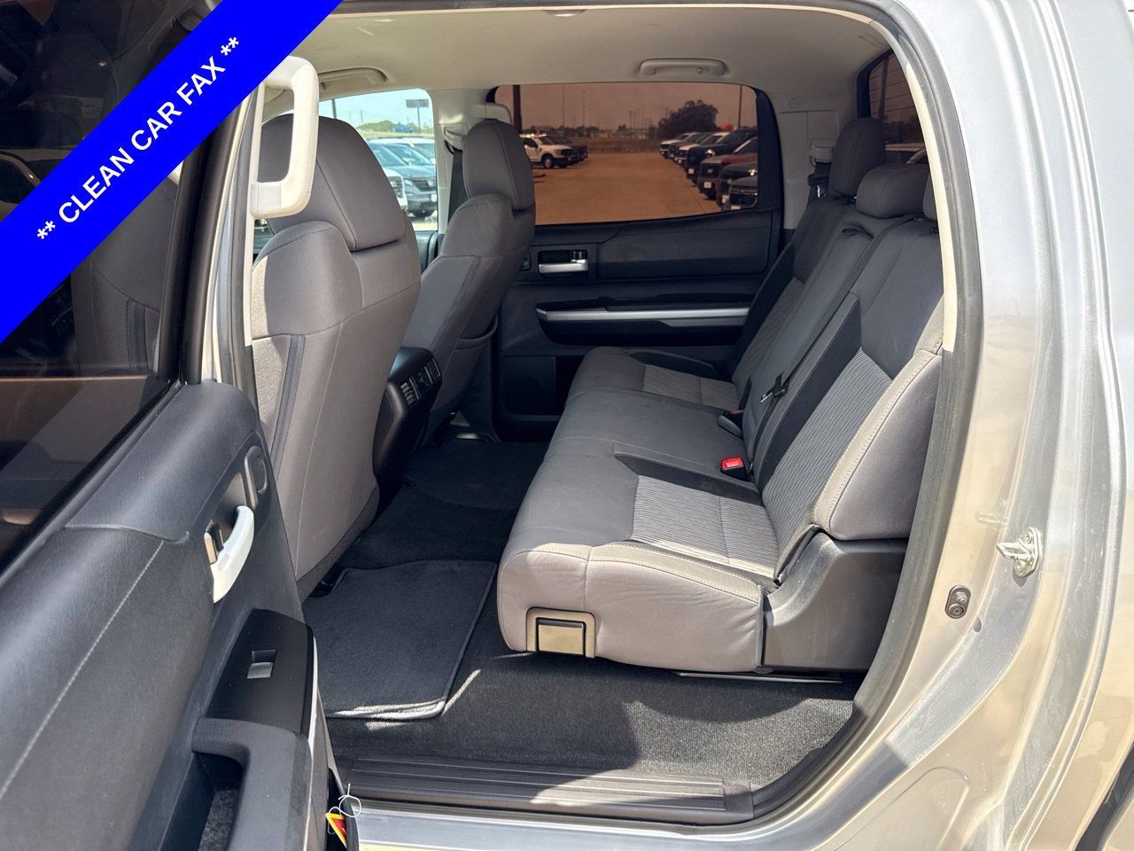 Used 2016 Toyota Tundra SR5 w/ SR5 Upgrade Package RWD image 6