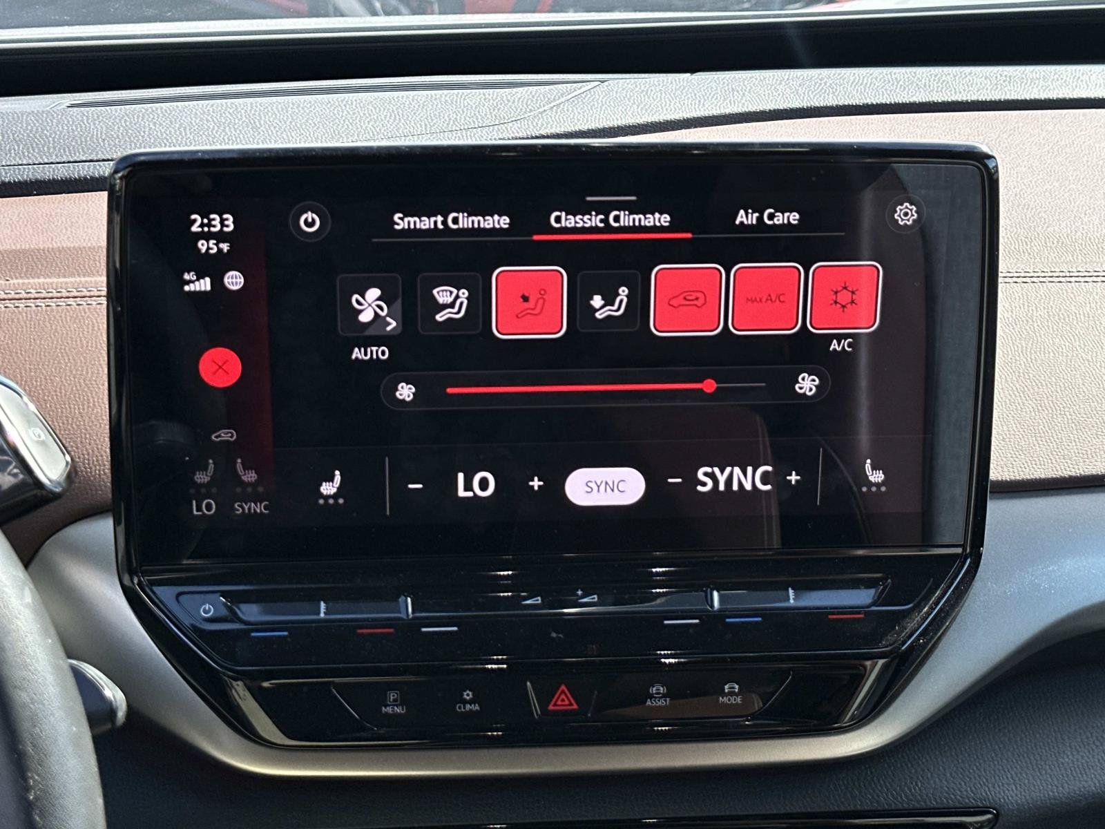 Certified 2023 Volkswagen ID.4 Pro RWD image 16