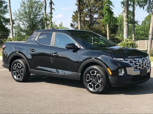 Used 2022 Hyundai Santa Cruz SEL AWD/4WD image 2