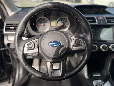 Used 2017 Subaru Forester 2.5i Premium w/ All-Weather Package image 17