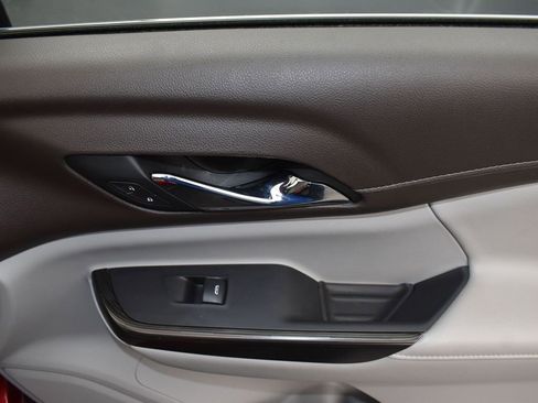 Used 2021 GMC Acadia SLT image 24