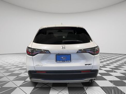 Used 2024 Honda HR-V Sport image 9