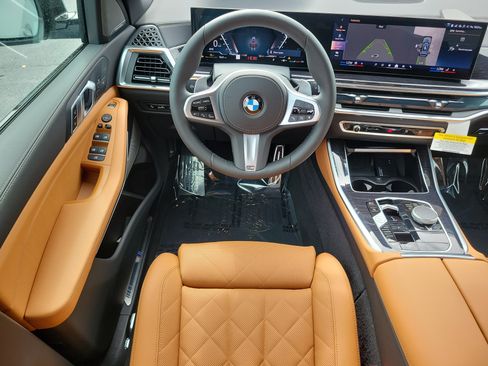New 2026 BMW X5 sDrive40i w/ M Sport Package RWD image 11