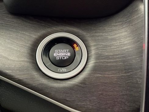 New 2025 Jeep Grand Cherokee L Limited w/ Black Appearance Package image 48