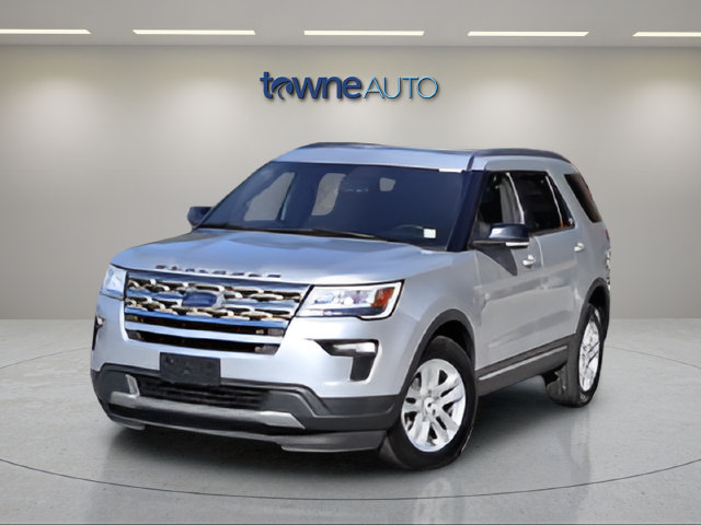 Used 2018 Ford Explorer XLT w/ Equipment Group 201A AWD/4WD image 8