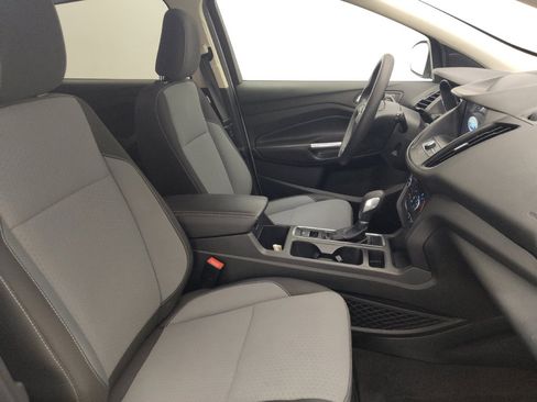 Used 2019 Ford Escape SE image 21