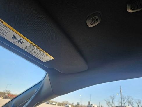 New 2026 Chrysler Pacifica Select image 22