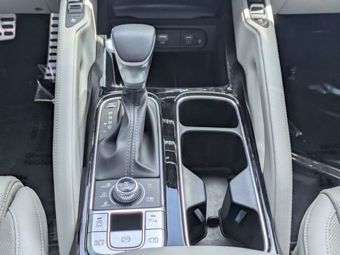 Used 2025 Kia Telluride SX Prestige AWD/4WD image 21
