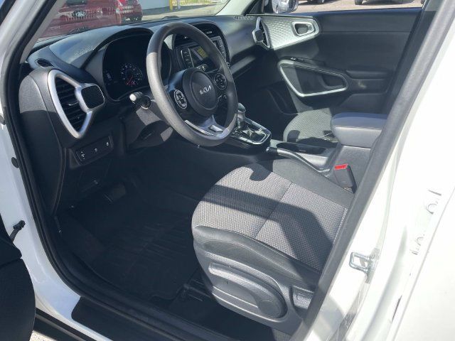 Used 2022 Kia Soul LX FWD image 21
