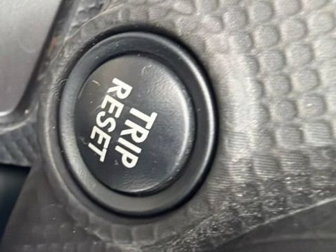 Used 2021 Subaru Forester Premium AWD/4WD image 44