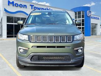 Used 2019 Jeep Compass Latitude w/ Cold Weather Group video 2