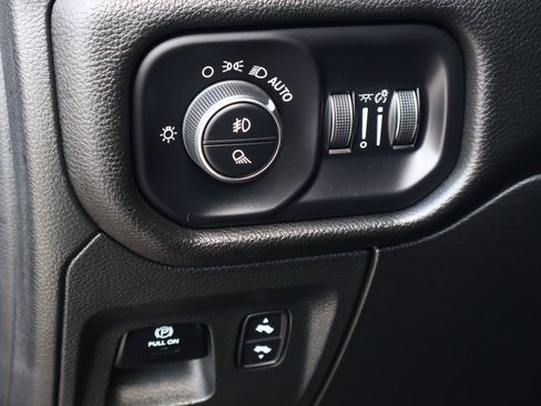 Used 2023 RAM 1500 Laramie AWD/4WD image 24