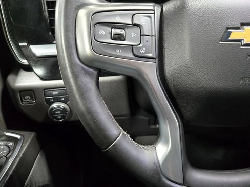 Used 2023 Chevrolet Silverado 1500 LT AWD/4WD image 14