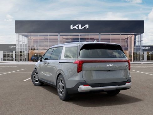 New 2026 Kia Carnival EX FWD image 4