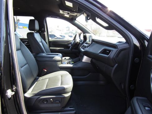 Used 2024 Chevrolet Tahoe LT AWD/4WD image 30