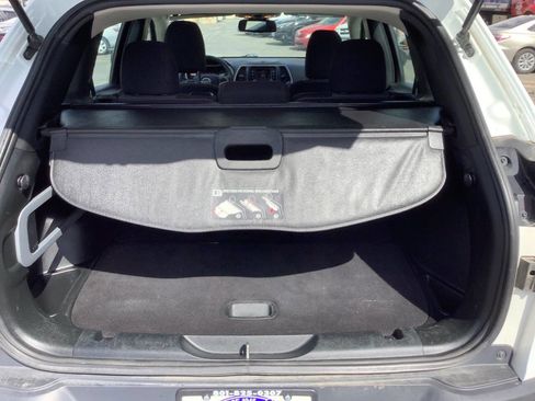 Used 2017 Jeep Cherokee Sport w/ Trailer Tow Group image 32