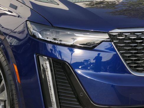 New 2025 Cadillac XT6 Premium Luxury image 10