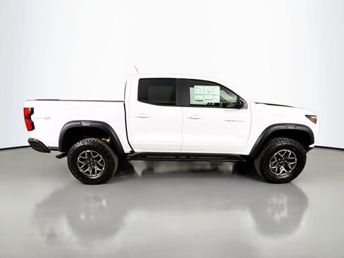 New 2025 Chevrolet Colorado ZR2 w/ Technology Package image 11