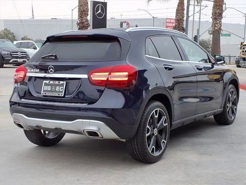 Used 2019 Mercedes-Benz GLA 250 w/ Premium Package image 3