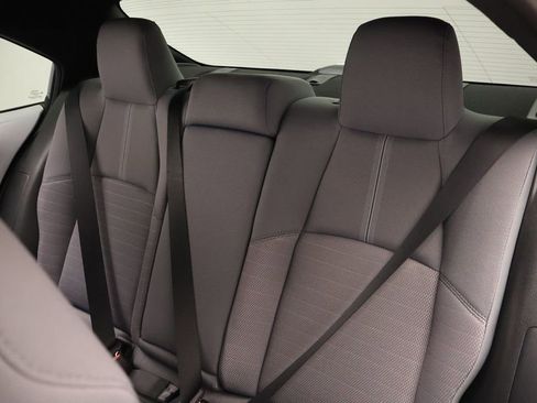 Certified 2024 Toyota Corolla SE image 18