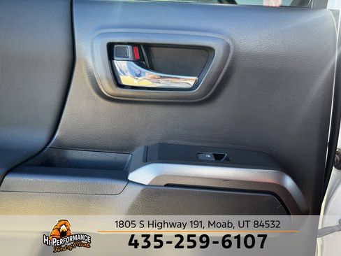 Used 2023 Toyota Tacoma TRD Off-Road image 41