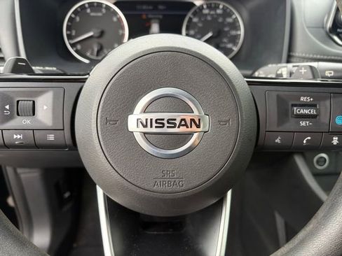 Used 2021 Nissan Rogue SV FWD image 6