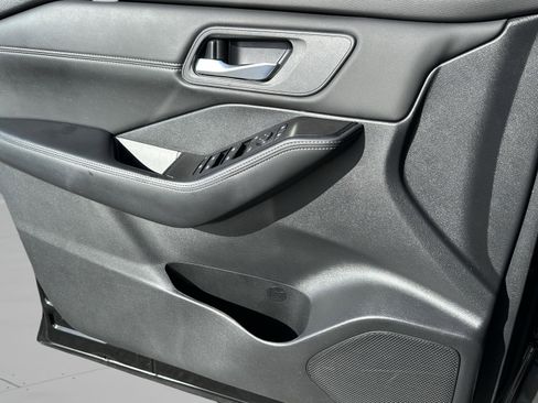 Certified 2025 Nissan Rogue SV w/ SV Premium Package image 24