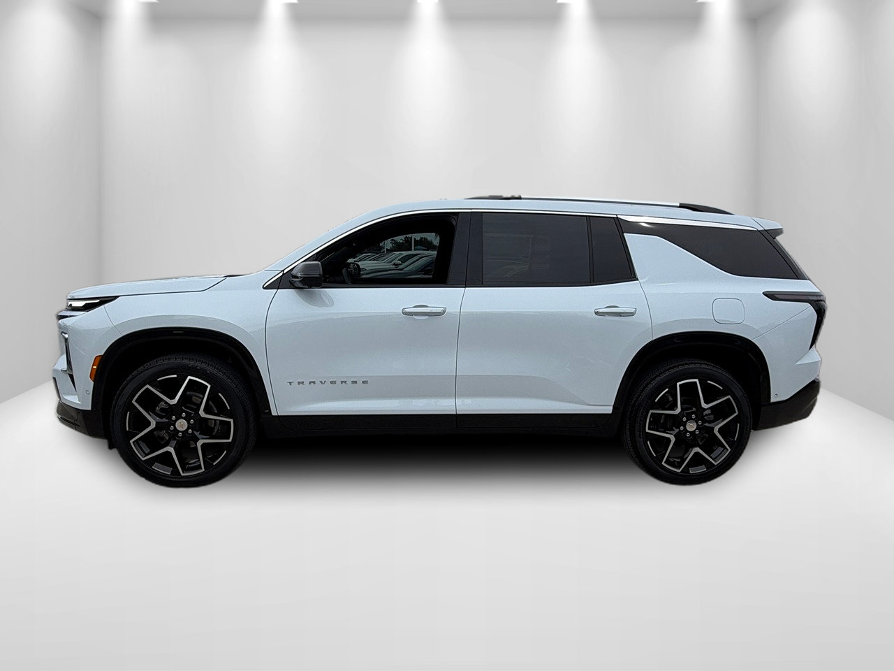 Used 2026 Chevrolet Traverse High Country FWD image 13