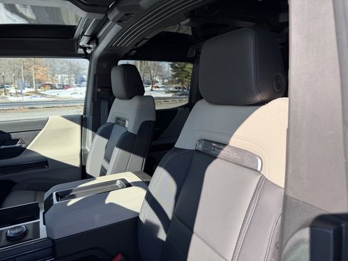 New 2026 GMC Hummer EV SUV image 14