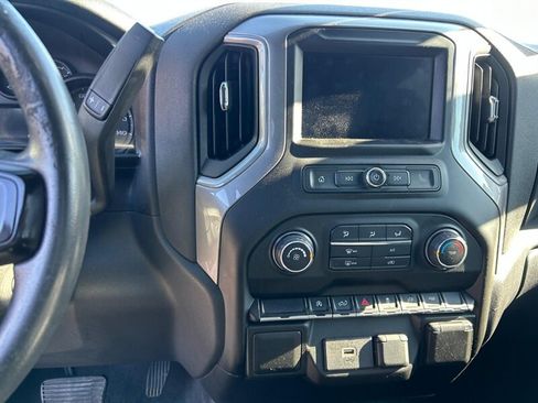 Used 2020 Chevrolet Silverado 1500 Custom w/ Custom Value Package RWD image 18