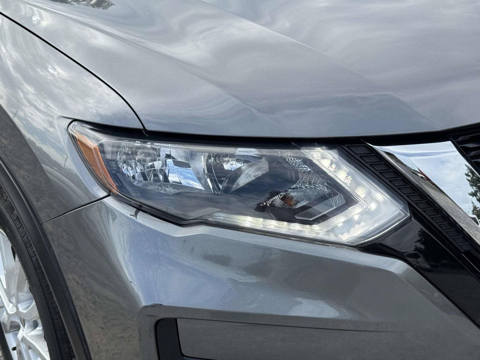 Used 2019 Nissan Rogue SV AWD/4WD image 7