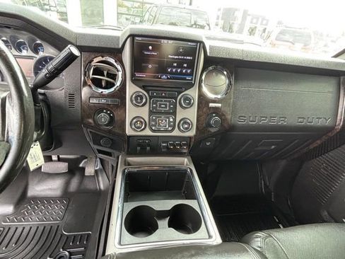 Used 2013 Ford F250 Platinum w/ FX4 Off Road Pkg image 18