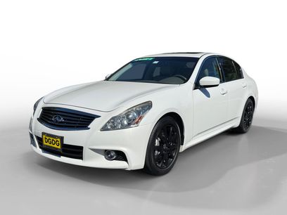 Used 2012 INFINITI G37 Journey w/ Premium Pkg