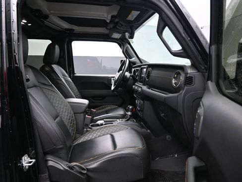 Used 2021 Jeep Wrangler Unlimited Sahara AWD/4WD image 33