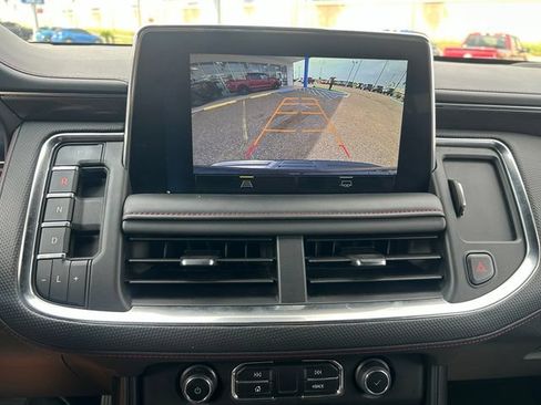 Used 2024 Chevrolet Suburban RST RWD image 15