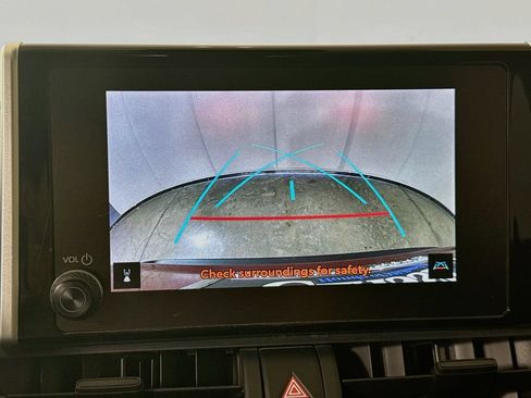 Used 2024 Toyota RAV4 XLE AWD/4WD image 16