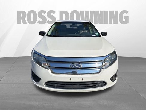 Used 2011 Ford Fusion S image 2