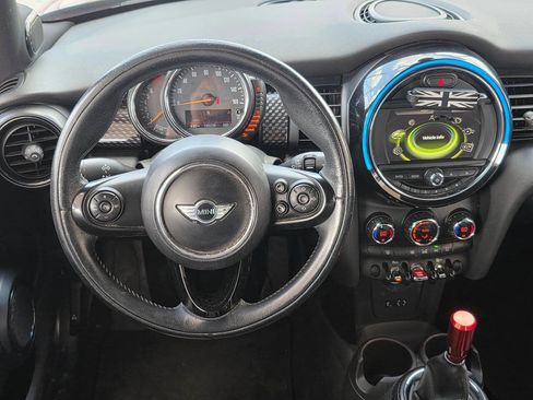 Used 2016 MINI Cooper S w/ Premium Package FWD image 10