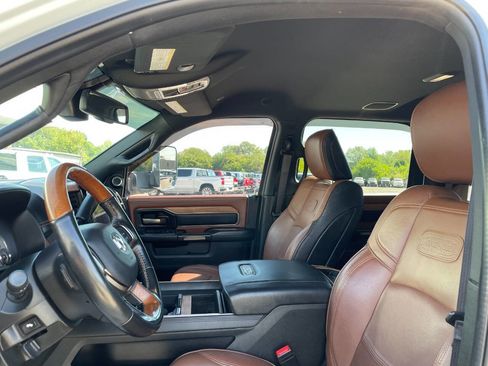 Used 2022 RAM 3500 Limited image 18