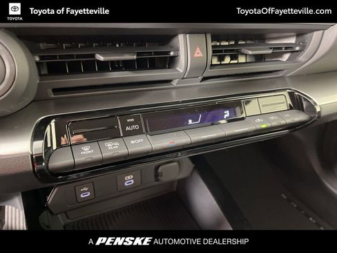 New 2026 Toyota Prius LE image 31